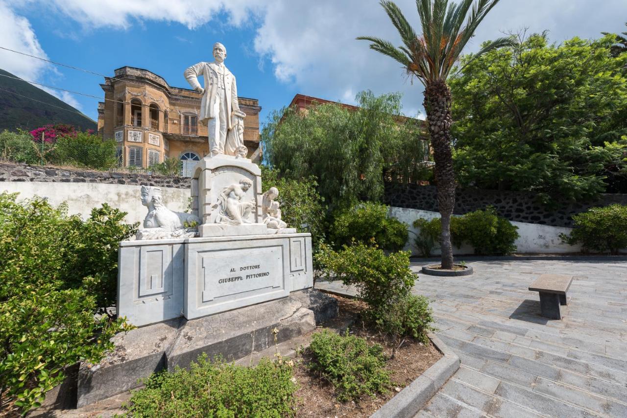 Villa Mariella Pittorino - Camere In B&B Leni Kültér fotó